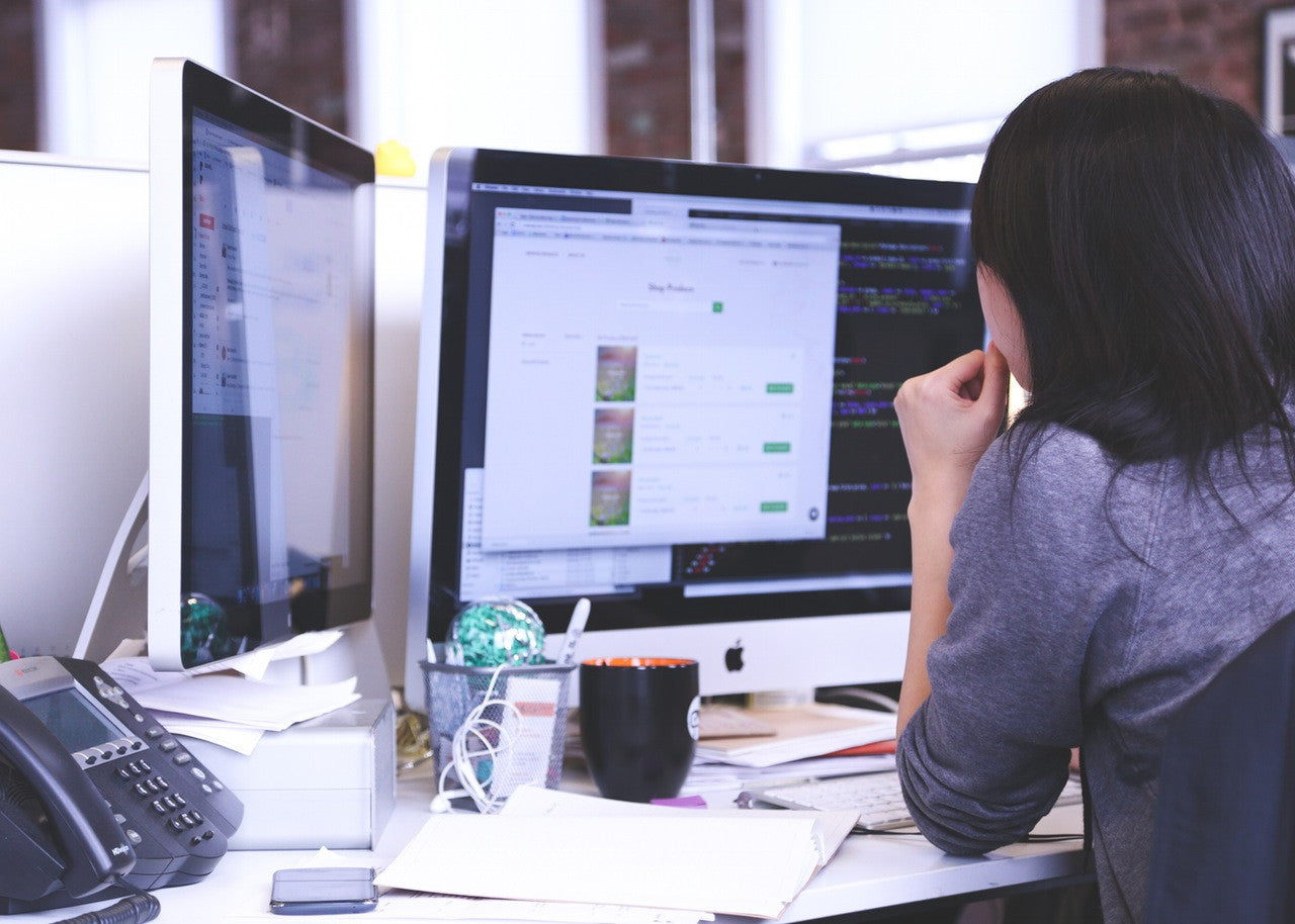 How to Manage Allergies While at Work