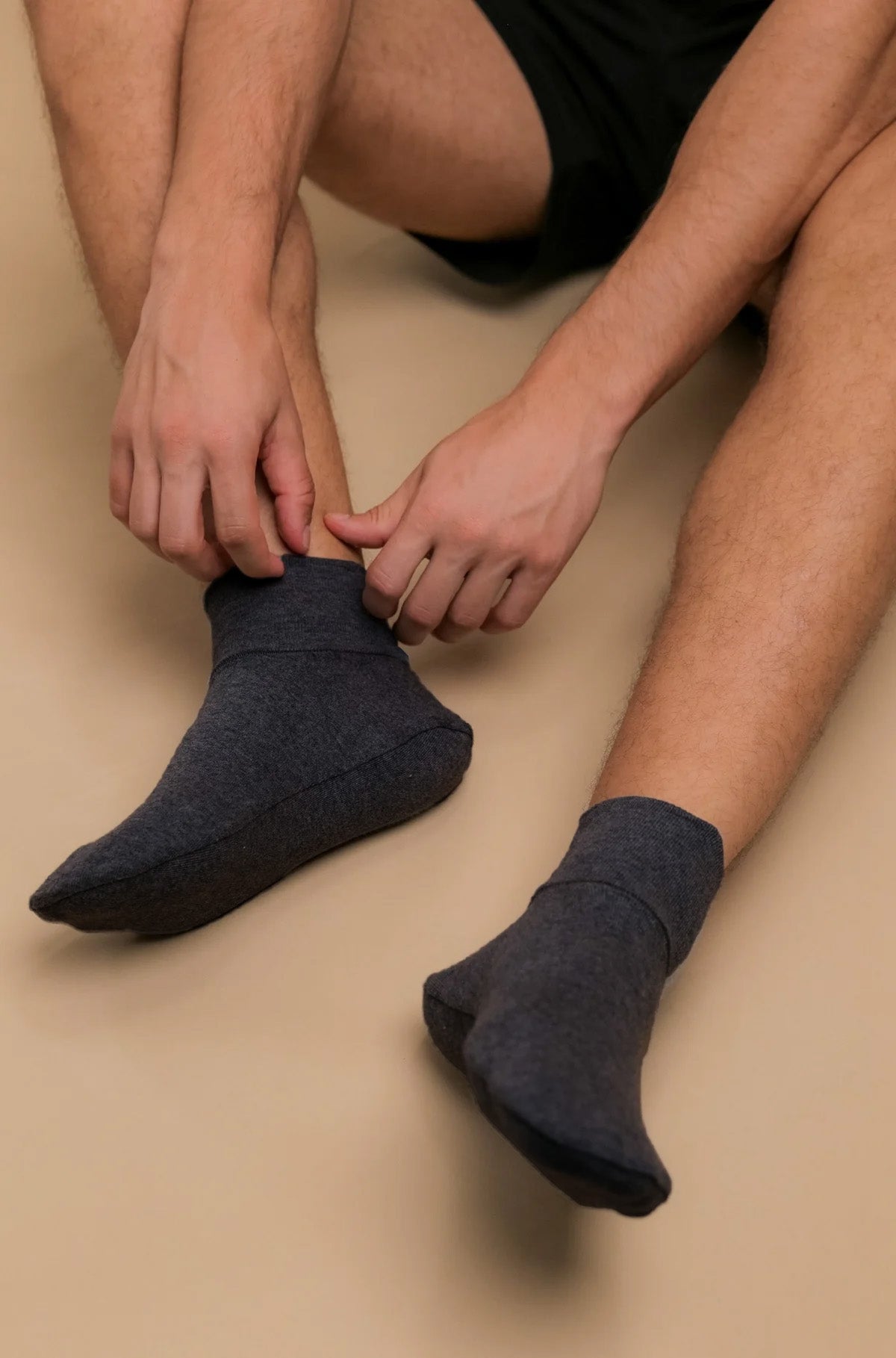 Latex-Free Adult Booties (2 pairs/pack)