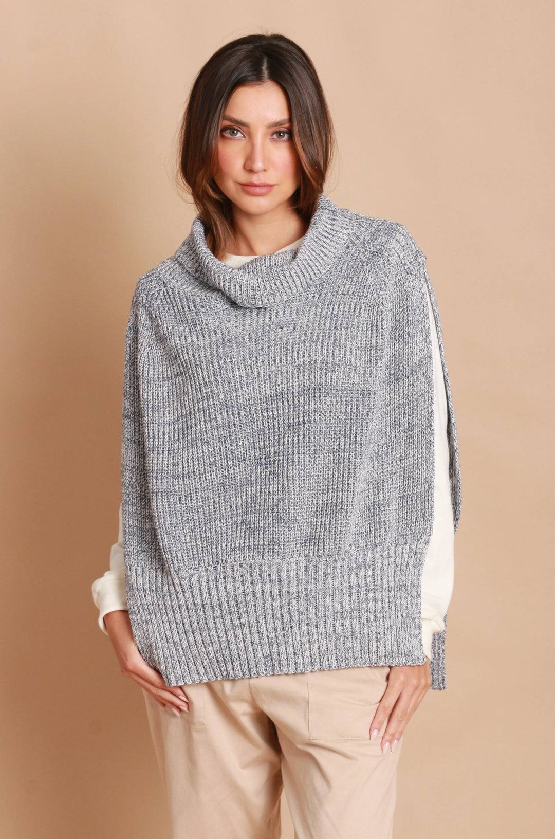 Allergiefreie Pom-Mütze für Damen