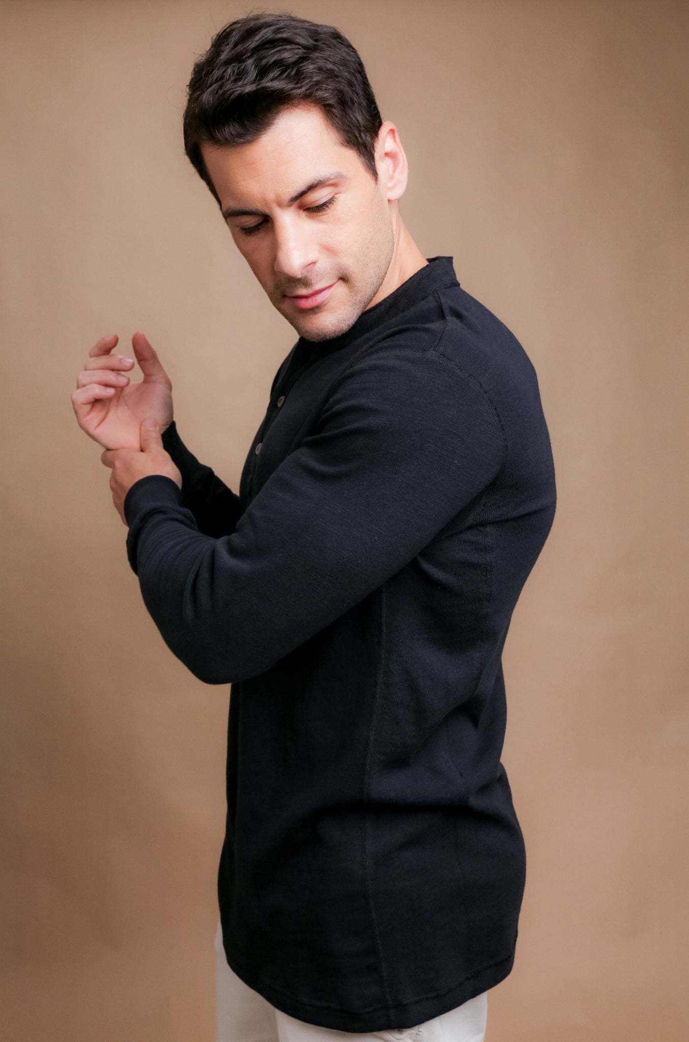 Chemise à manches longues Henley pour hommes