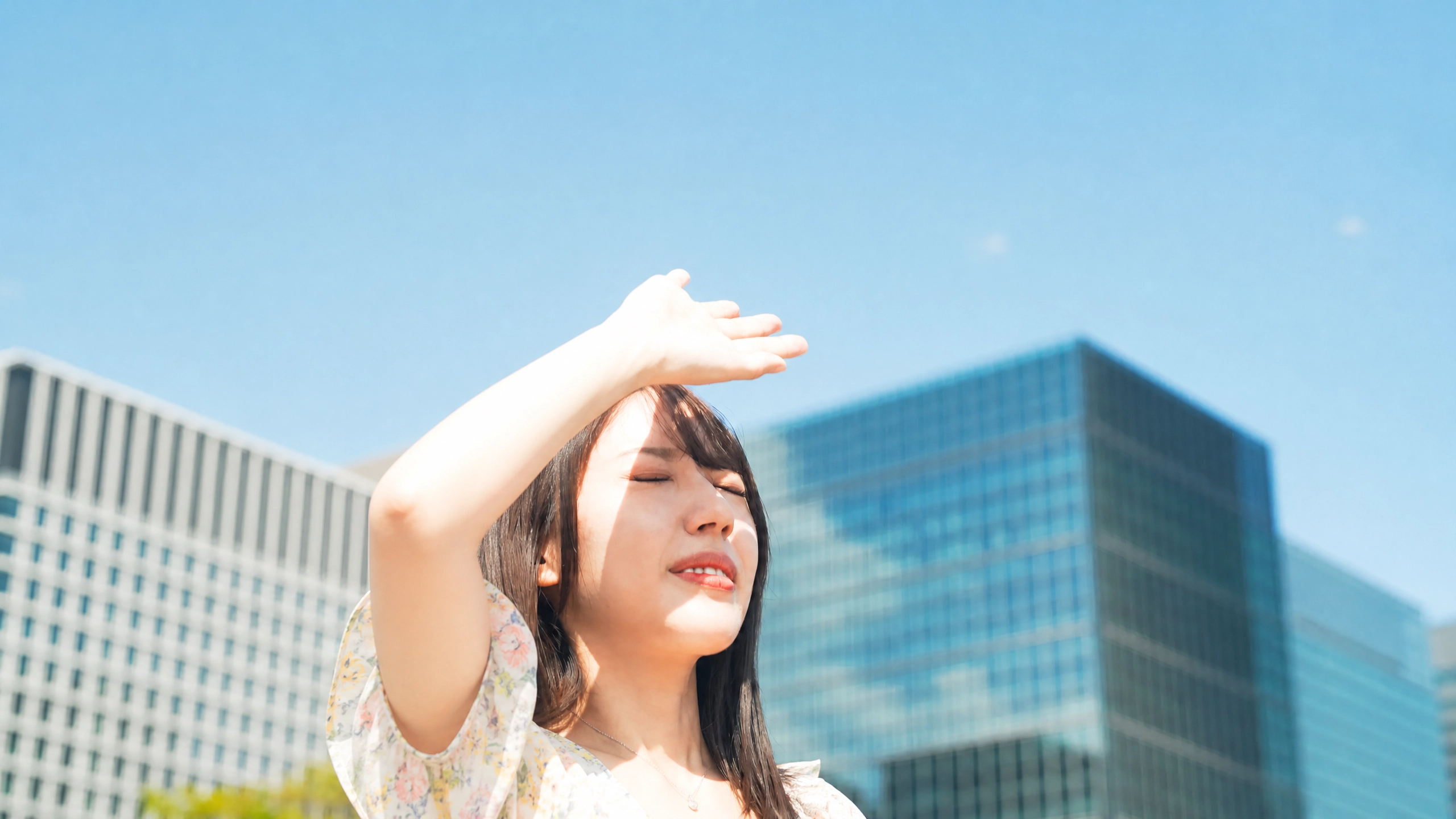 Summer Skin Sensitivities: How the Right Clothing Can Help Prevent Irritation