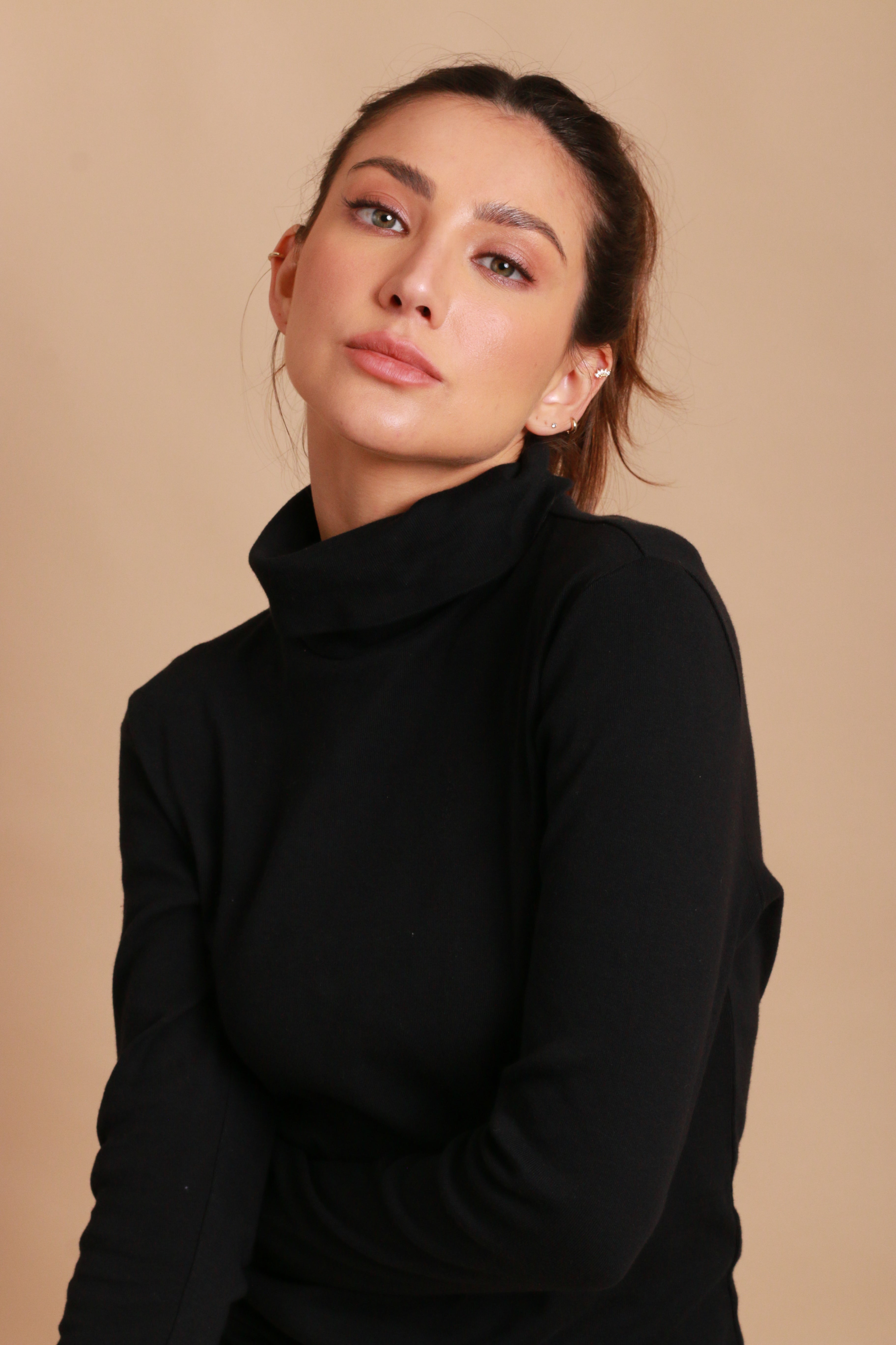 Women's Basic Turtle Neck Long Sleeve
